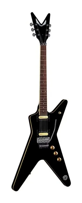 Dean Guitars ML 79 Floyd Classic Black inquadrato di fronte su sfondo neutro