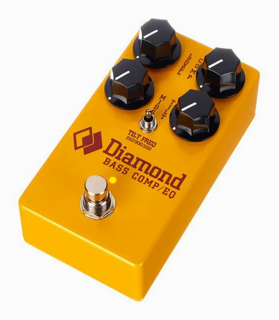 Diamond Bass Compressor EQ in primo piano frontale