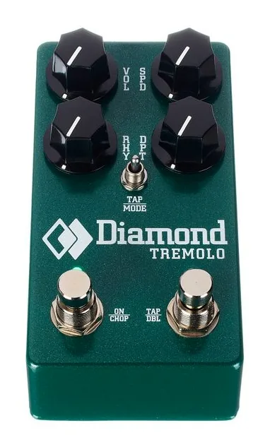 Diamond Tremolo, connettori sul retro dell'unita