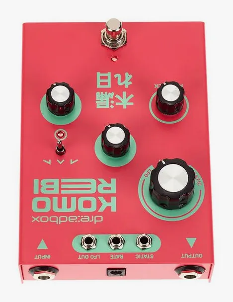 Dreadbox Komorebi, grafica del pannello superiore