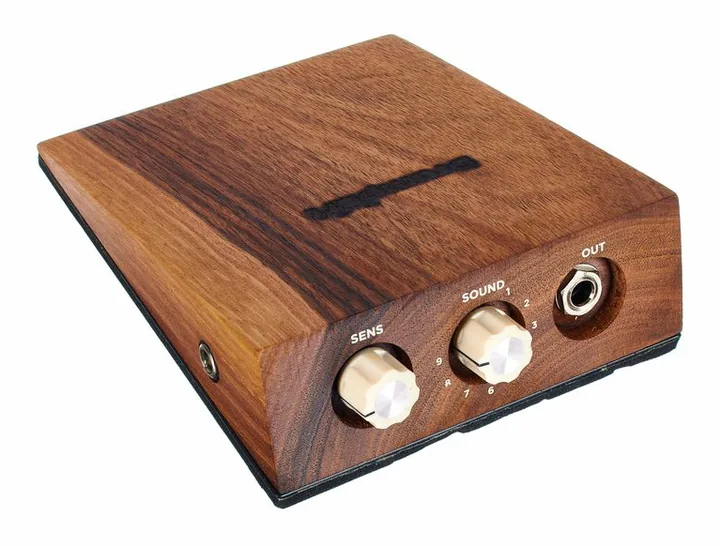 Drumport StompTech Stomp Kick Digital, footswitch in primo piano