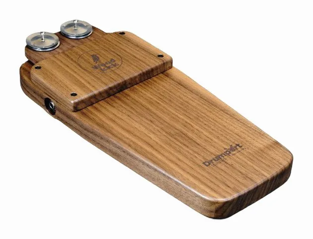 Drumport StompTech Wood Kick Walnut in primo piano frontale