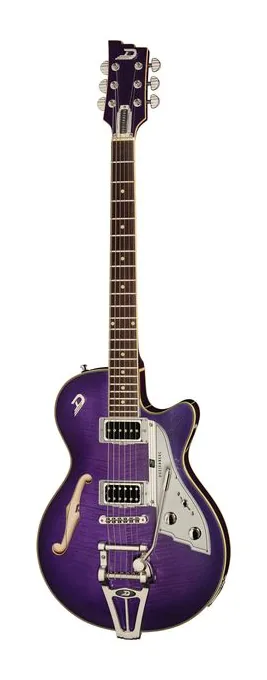 Duesenberg Starplayer TV Galaxy Burst fotografato frontalmente