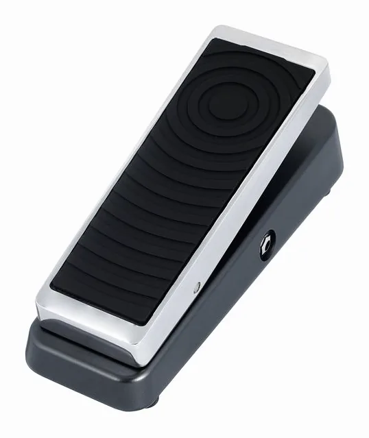 Dunlop Zakk Wylde Cry Baby Wah, ingressi e uscite laterali