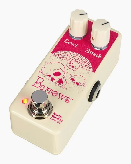 EarthQuaker Devices Barrows Fuzz Attacker visto di fronte