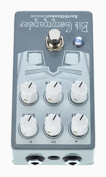 EarthQuaker Devices Bit Commander V2, grafica del pannello superiore