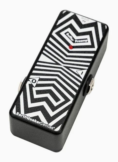 EarthQuaker Devices Buffer/ Preamp inquadrato di fronte su sfondo neutro