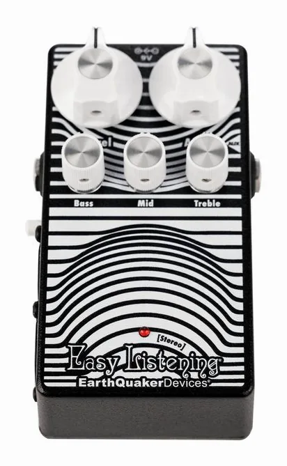 EarthQuaker Devices Easy Listening Amp Simulator, connettori sul retro dell'unita