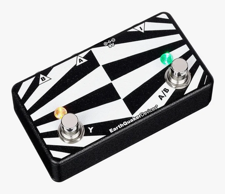 EarthQuaker Devices Passive ABY Box, led e interruttore a pedale
