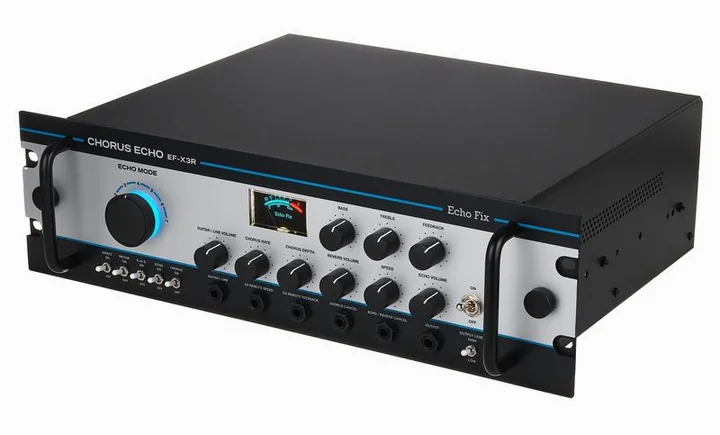 Echo Fix EF-X3R Chorus Echo Silver, led e interruttore a pedale
