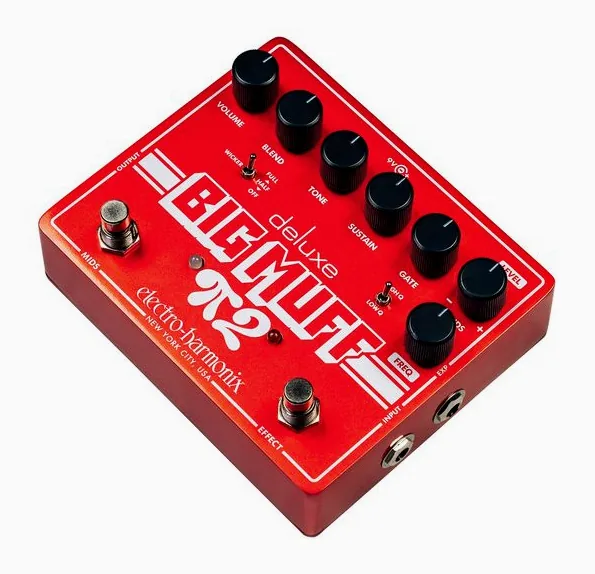 Electro Harmonix Deluxe Big Muff Pi 2 Fuzz in primo piano frontale