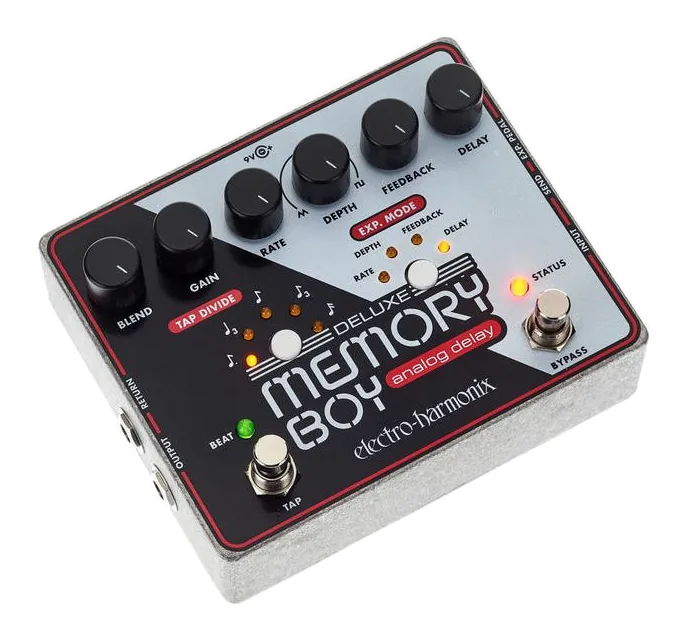 Electro Harmonix Deluxe Memory Boy, connettori sul retro dell'unita