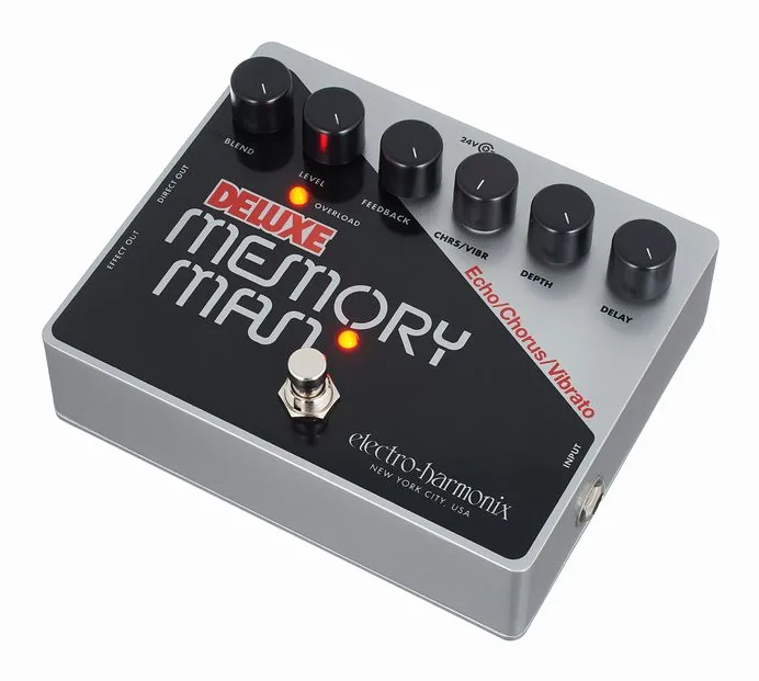 Electro Harmonix Deluxe Memory Man fotografato frontalmente