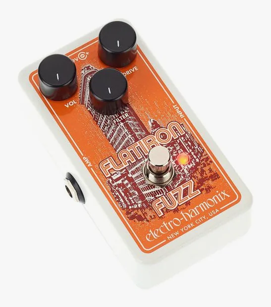 Electro Harmonix Flatiron Fuzz, ingressi e uscite laterali