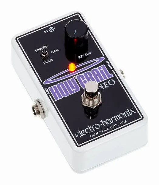 Electro Harmonix Holy Grail Neo, connettori sul retro dell'unita