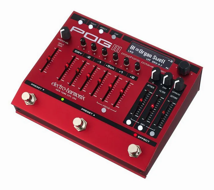 Electro Harmonix POG3 Octaver inquadrato di fronte su sfondo neutro