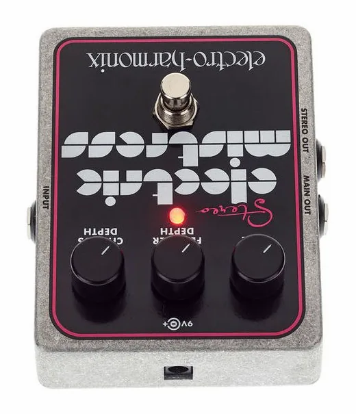 Electro Harmonix Stereo Electric Mistress, connettori sul retro dell'unita