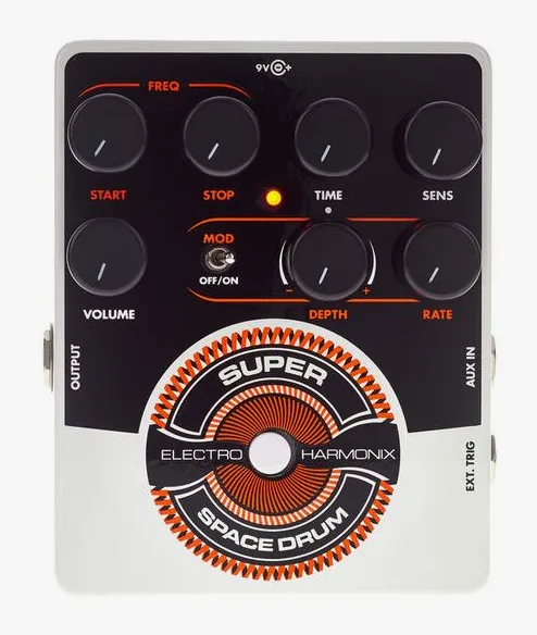 Electro Harmonix Super Space Drum, ingressi e uscite laterali