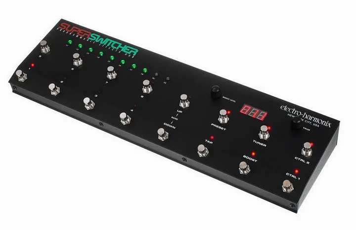 Electro Harmonix Super Switcher in primo piano frontale