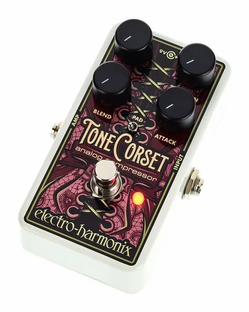 Electro Harmonix Tone Corset, footswitch in primo piano