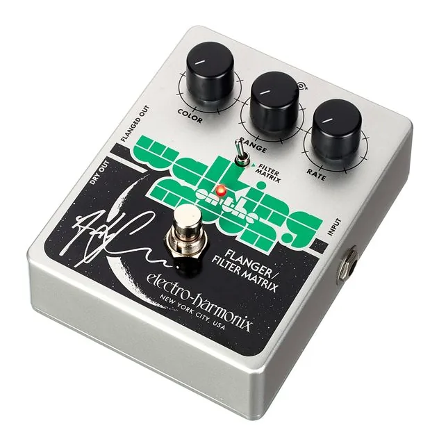 Electro Harmonix Walking On The Moon Flanger inquadrato di fronte su sfondo neutro