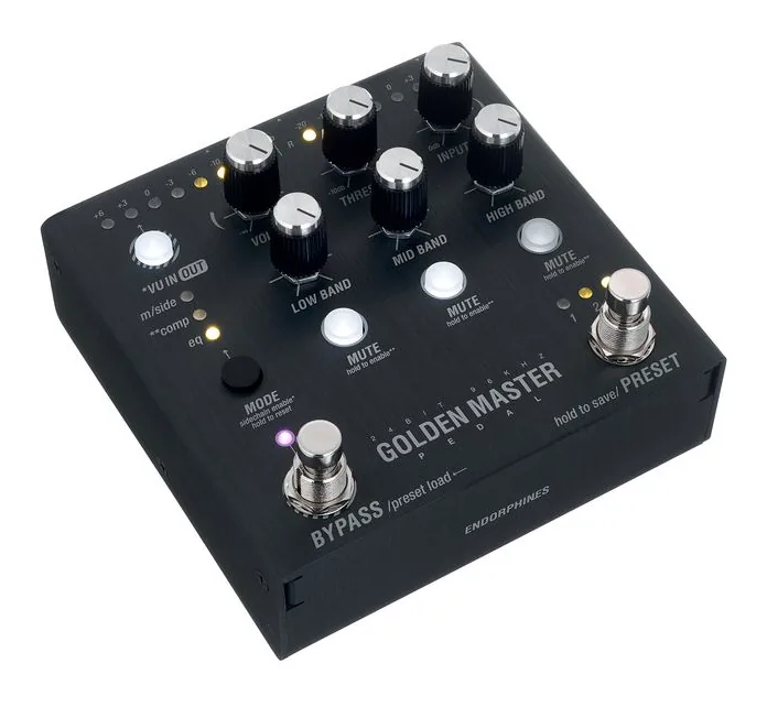 Endorphin.es Golden Master Pedal Black, connettori sul retro dell'unita