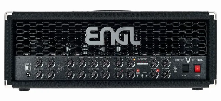 Engl E646 Victor Smolski Ltd, pannello dei controlli in primo piano