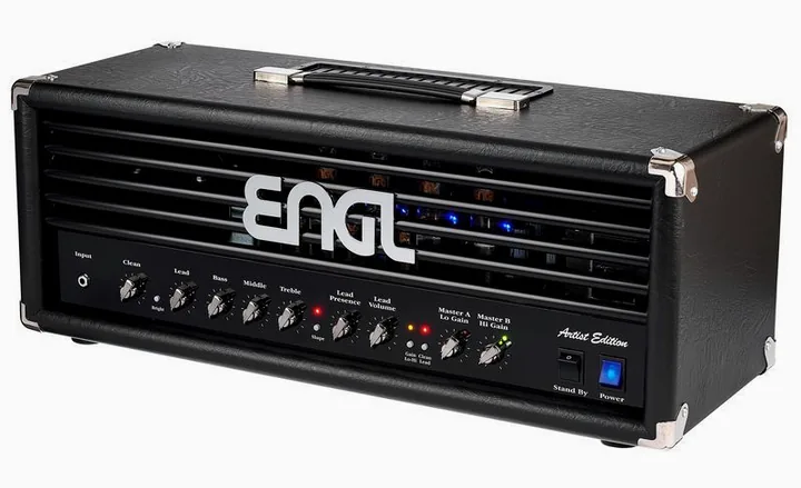 Engl E651 Artist Blackout 100 inquadrato di fronte su sfondo neutro