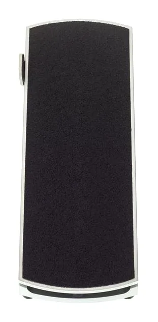 Ernie Ball Volume Pedal 500K, connettori sul retro dell'unita