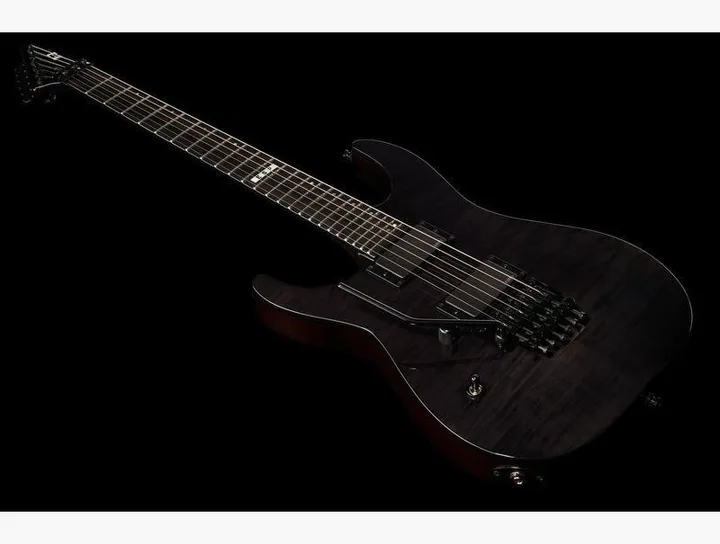 ESP E-II M-II LH STBLK, pickup e manopole dei controlli