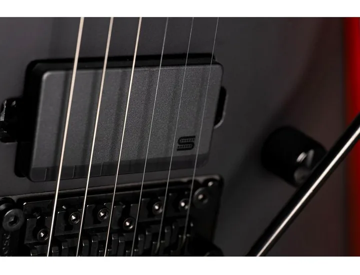 ESP LTD Arrow Black Metal II, ponte e meccaniche di intonazione