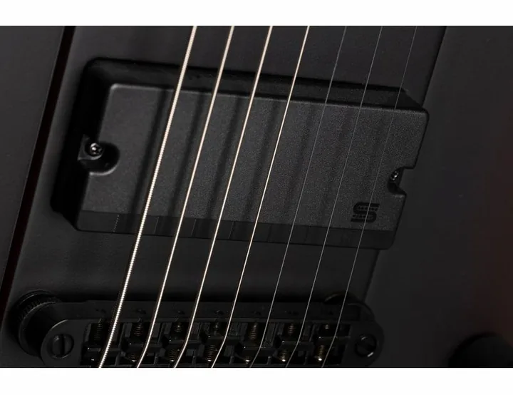 ESP LTD Phoenix 7B Black Metal II, pickup e manopole dei controlli