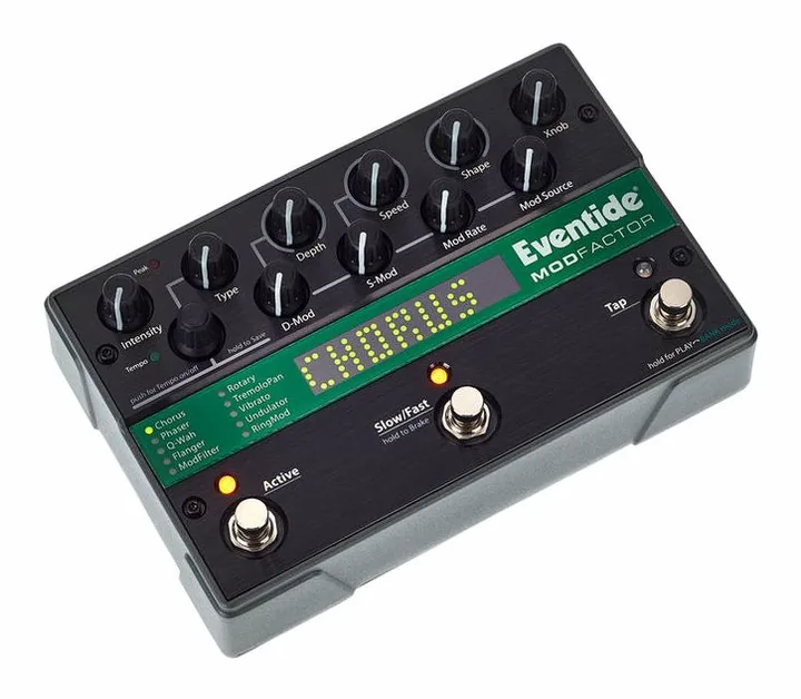 Eventide ModFactor, retro con le prese di collegamento