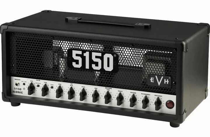 Evh 5150 Iconic 15W 6L6 Top BLK inquadrato di fronte su sfondo neutro