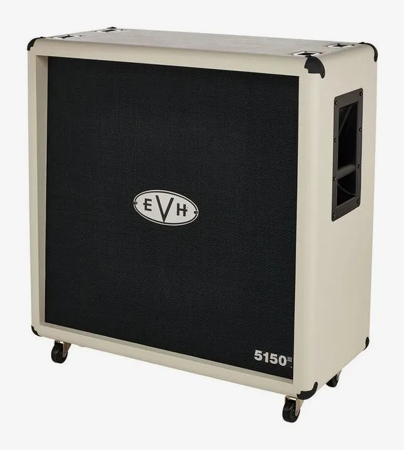 Evh 5150 III 4x12 Straight IVR inquadrato di fronte su sfondo neutro