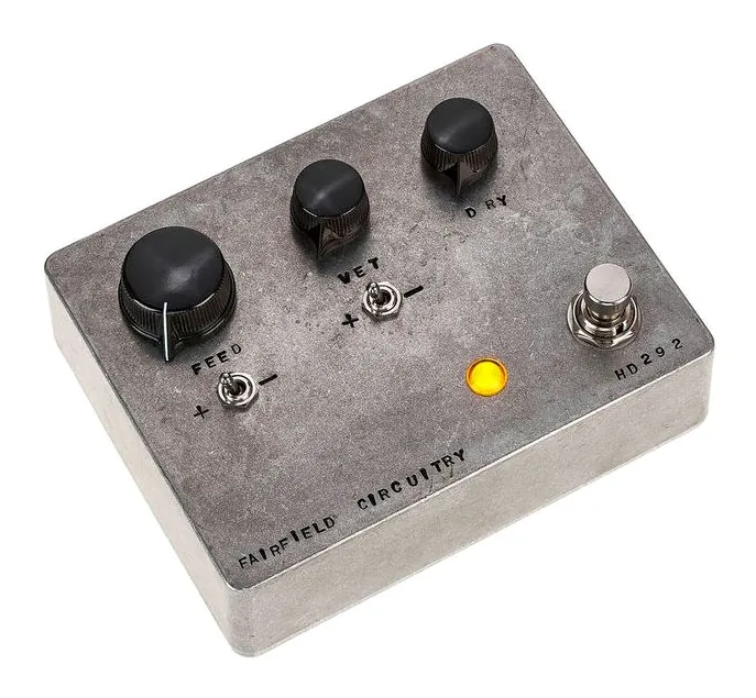 Fairfield Circuitry Hors d'Oeuvre Act. Feedb. Loop, manopole viste dall'alto