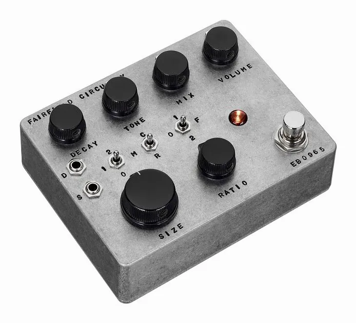Fairfield Circuitry Placeholder Analog Reverb, ingressi e uscite laterali