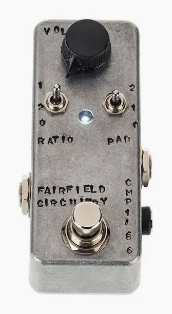 Fairfield Circuitry The Accountant, connettori sul retro dell'unita