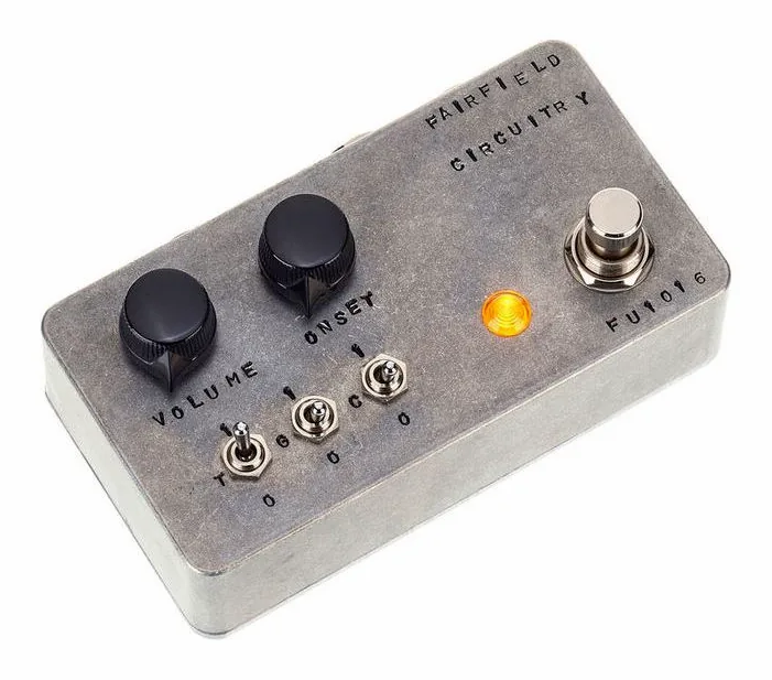 Fairfield Circuitry The Unpleasant Surprise, connettori sul retro dell'unita
