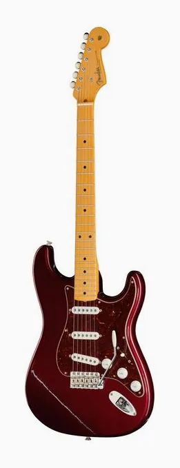 Fender 55 Strat Closet Classic MW inquadrato di fronte su sfondo neutro