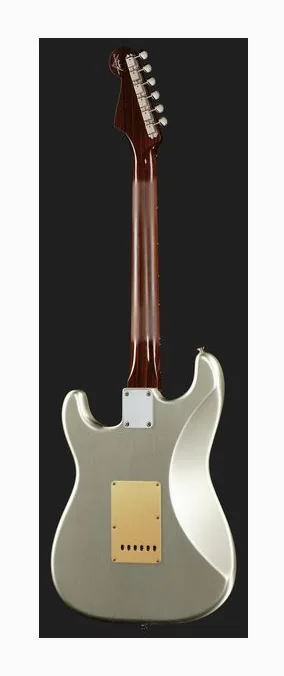 Fender 57 Strat DLX CC AIS, pickup e manopole dei controlli
