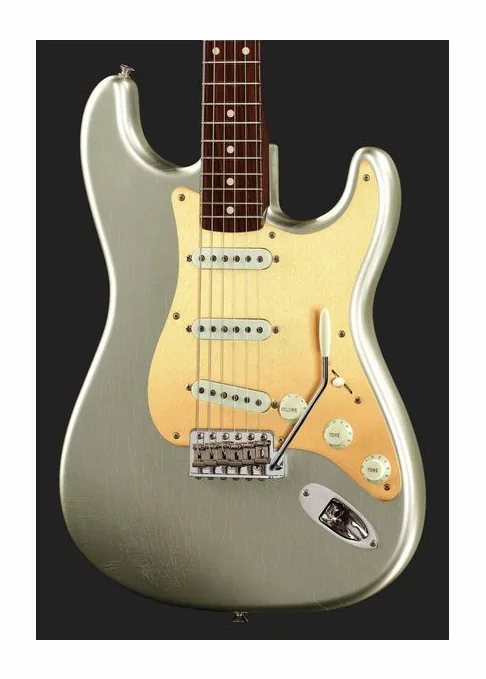 Fender 57 Strat DLX CC AIS, corpo e verniciatura in primo piano