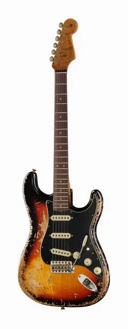 Fender 60 Strat C3TSB SH Relic fotografato frontalmente