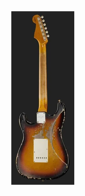 Fender 61 Strat SFA3CS Heavy Relic, manico e tastiera visti di lato