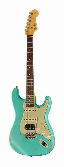 Fender 61 Strat SFG Relic HSS MBAH in primo piano frontale