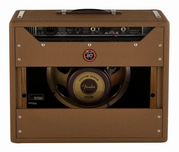 Fender 62 Deluxe Amp, vista dall'alto della testata