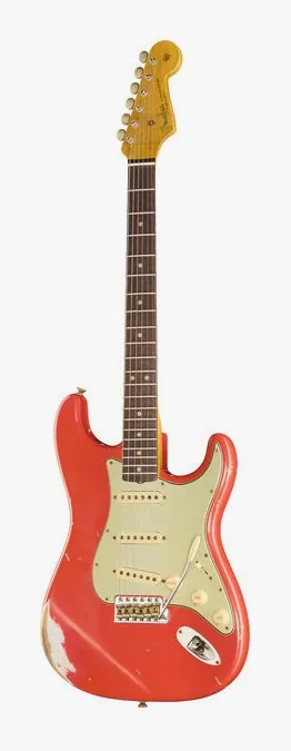 Fender 63 Strat AFR Heavy Relic in primo piano frontale