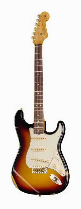 Fender 65 Strat 3CS Relic in primo piano frontale