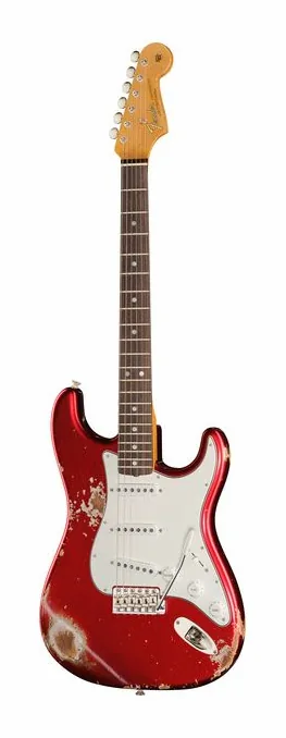 Fender 65 Strat CAR Heavy Relic fotografato frontalmente