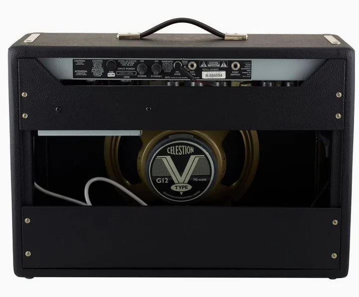 Fender 68 Custom Deluxe Reverb, manopole e selettore dei canali